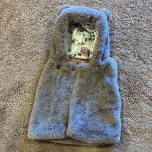 Super soft vest hooded with tiny ears size 24mos